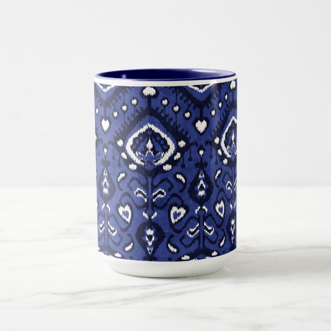Boho chic navy blue and white ikat tribal mönster mugg (Center)
