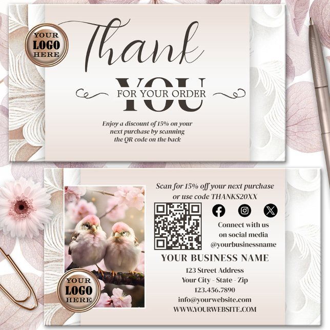 Boho Chic QR-kodfoto-Tack för din beställning Visitkort (Thank you for your order photo business card featuring a boho chic design in pastel colors - QR code)