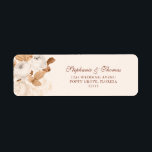 Boho Copper and White Return Address Label Returadress Etikett<br><div class="desc">Den här boho bröllop-returadressetiketten har vita peonier,  hortensia och koppar-löv. Denna utformning är perfekt för en modern elegant utomhus,  sommaren bröllop. Hitta matchande produkter och uppsättningar i Boho Terracotta Bröllop Collection.</div>