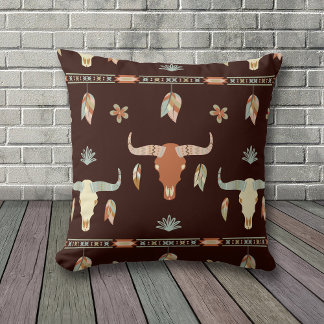 Boho Cow Skull och Feathers Mönster Kudde