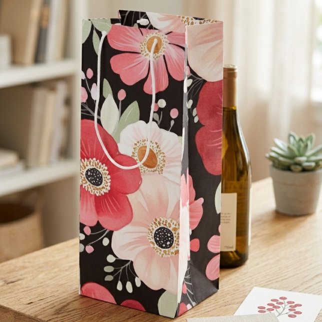 Boho djärv akvarellblomma svart (Watercolor floral wine gift bag for a best friend's birthday or bridal shower celebration.)