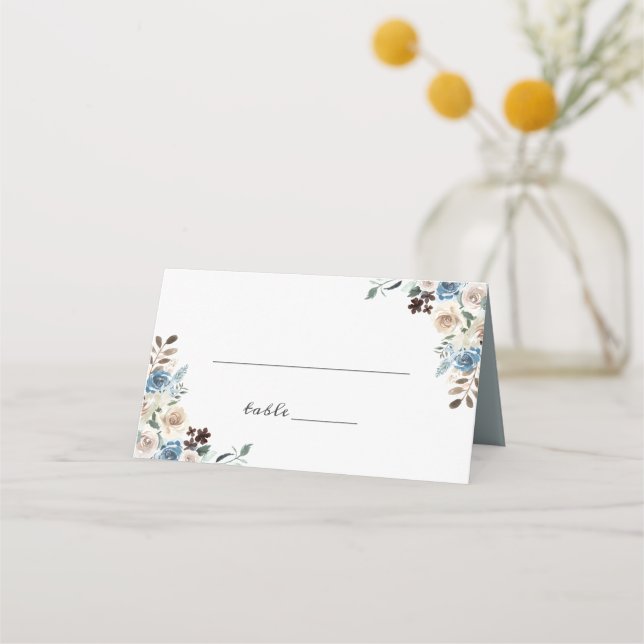 Boho Dusty Blue Grönt Rustic Blommigt Bröllop Placeringskort (Framsida)