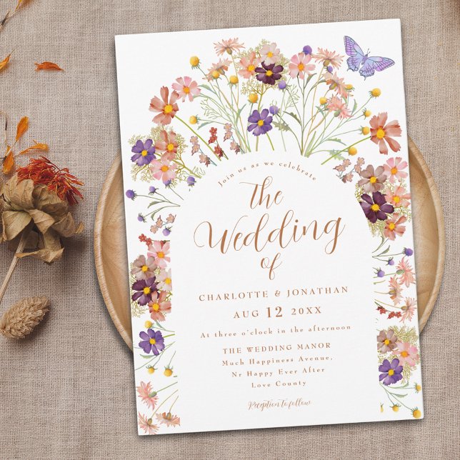 Boho Fall Blommigt Butterfly Bröllop Inbjudningar (Boho fall rustic floral wedding invitation colorful whimsical watercolor wildflowers and butterfly)
