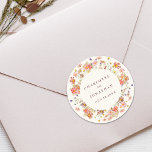 Boho Fall Rustic Wildblomma Blommigt Bröllop Runt Klistermärke<br><div class="desc">Fira din speciella dag med den här Boho faller vattenfärgsfärgad elegant för Blommigt, dold typografi på en elfenbensgräddbakgrund med bränd orange terracotta falla Bröllande personlig Sticker, designad för att ge en aning värme och elegans till bröllop i höst. Med en vacker arrangemang av vattenfärgade, handmålade vilda blommor på en elegant...</div>