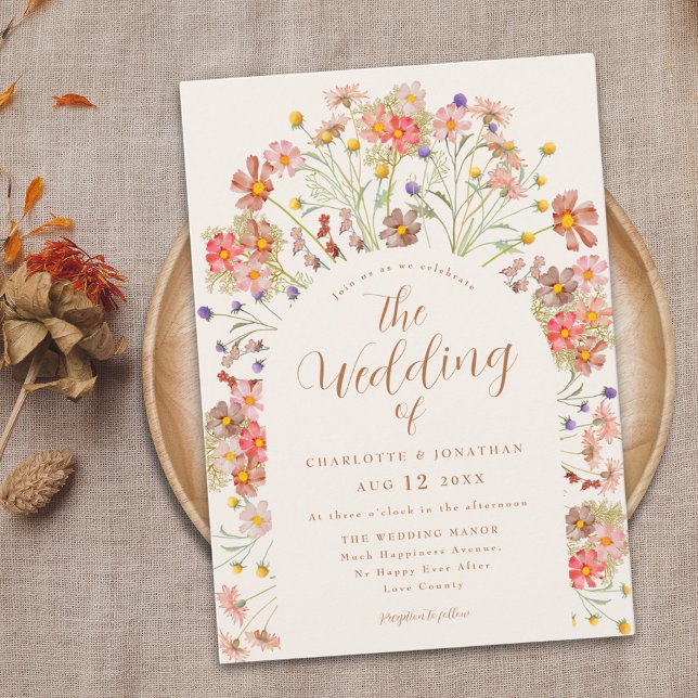 Boho Fall WildblomTerracotta Bröllop Inbjudningar (Boho fall wildflower terracotta burnt orange wedding invitation with elegant arch and modern script )