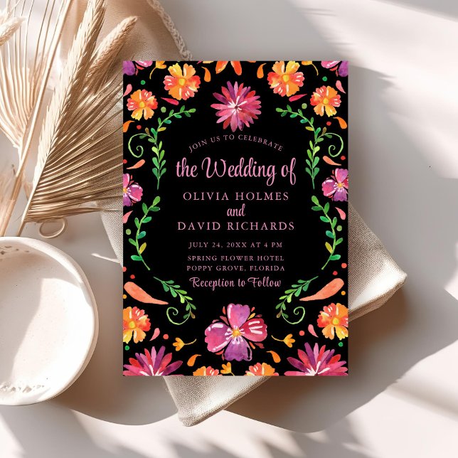 Boho Färgglad Mexikansk Blommig Fiesta Bröllopsinb Inbjudningar (Boho Colorful Mexican Floral Fiesta Wedding Invite on a neutral boho wedding table.)