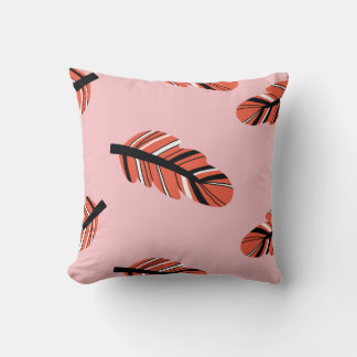 Boho Feathers: Vintage Repeat. Kudde