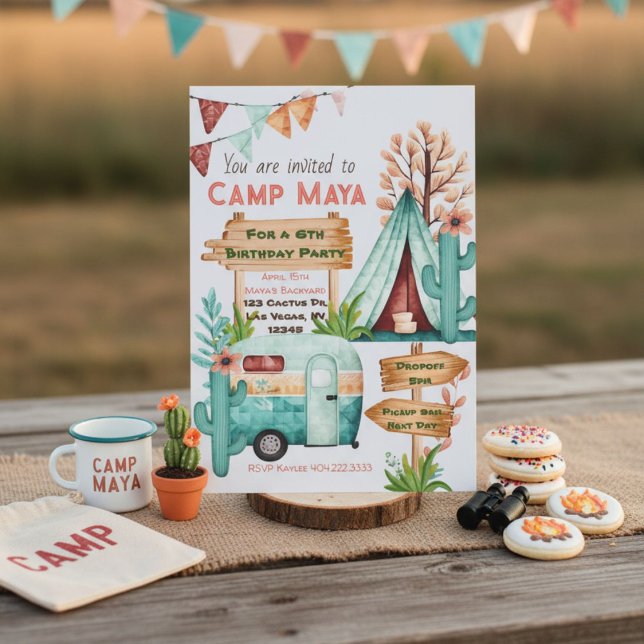 Boho-flickor som campar slumparbjudande inbjudningar (Skapare uppladdad)
