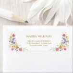 Boho Garden Flowers Bröllopsfest Returadress Returadress Etikett<br><div class="desc">Den bekväma designen har färgstarka,  vattenfärgade vilda blommor blandade med lush grey foliage. Använda fält att anpassa etiketterna med egna formuleringar och detaljer. Om du vill ändra teckensnittet stil,  färg eller textplacering klickar du bara på knappen "Anpassa ytterligare".</div>