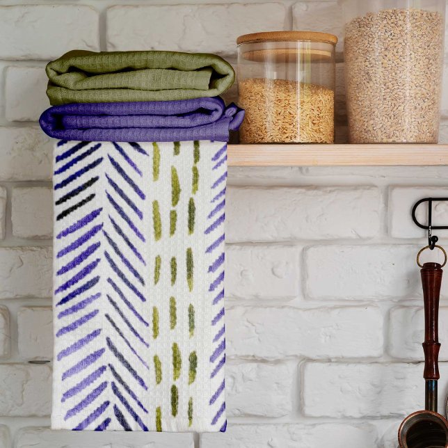 Boho herringbone mönster vid lila och grönt kökshandduk (Skapare uppladdad)