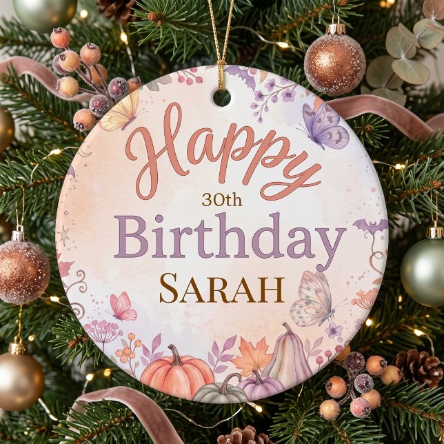 Boho höst födelsedag pumpa anpassad rund prydnad julgransprydnad keramik (Commemorate your milestone celebration with this elegant boho autumn birthday ornament.)