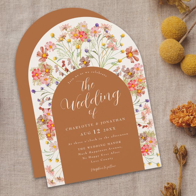 Boho Höst Vilda Blommor Båge Terrakotta Bröllop Inbjudningar (watercolor floral rustic boho fall wedding invitation whimsical wildflower arch autumn fall colors)