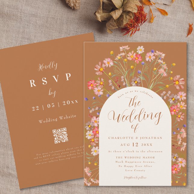 Boho Höst Vilda Blommor Båge Terrakotta Bröllop Inbjudningar (Boho fall wildflower arch terracotta burnt orange elegant script wedding invitation )