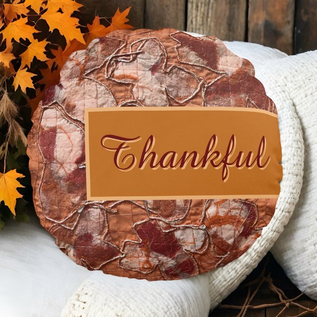 Boho-höstens skript, rustik orange tack, brodery rund kudde (Skapare uppladdad)