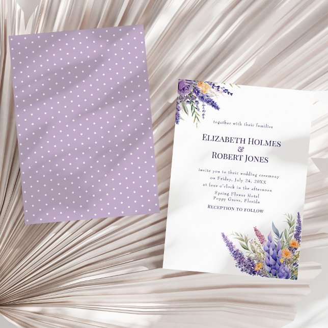 Boho Lavendel Syrlilja Akvarell Vilda Blommor Bröl Inbjudningar (Boho Lavender Lilac Watercolor Wildflowers Wedding Invitation on a sunny neutral dry palm leaf.)