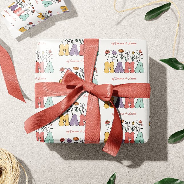 Boho Mamma Text med blommor och Kid Namn Mönster Presentpapper (Skapare uppladdad)
