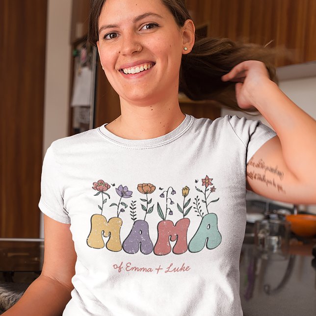 Boho Mamma Text med blommor och Kid Namn T Shirt (Skapare uppladdad)