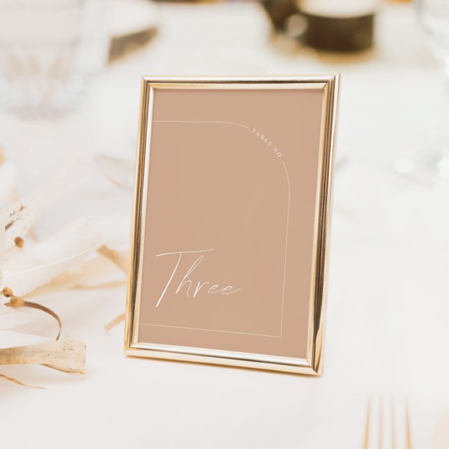 Boho Minimalist Tan Arch Bord Tre-Bordsnumret Inbjudningar (Boho Minimalist Tan Arch Table Three Table Number)