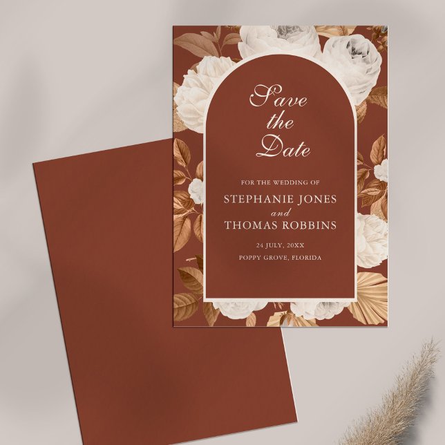 Boho Modern Mörkt Terrakotta Save the Date-kort Spara Datumet (Boho Modern Dark Terracotta Save the Date Card on white table)