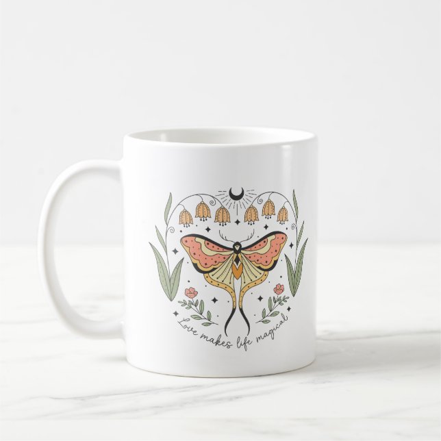 Boho Mystic Moths Kärlek gör Life Magic Kaffemugg (Vänster)