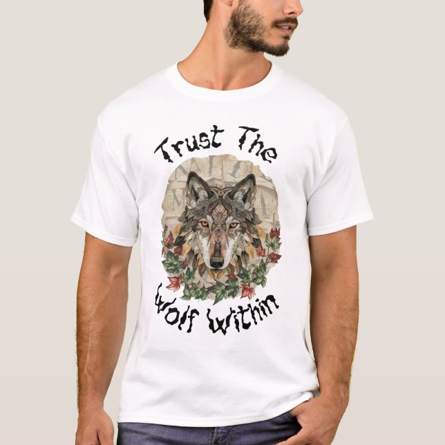 Boho Ornate Wolf with Leaves T Shirt (Framsida)