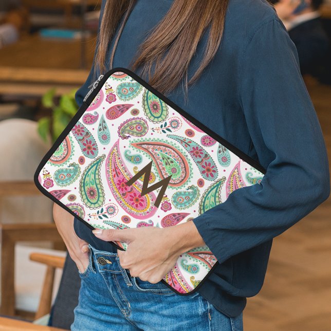 Boho Paisley Flerfärgat flickigt mönster monogram Laptop Fodral (Skapare uppladdad)