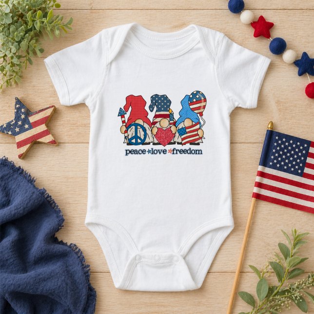 Boho Patriotic Gnomes T Shirt (Skapare uppladdad)