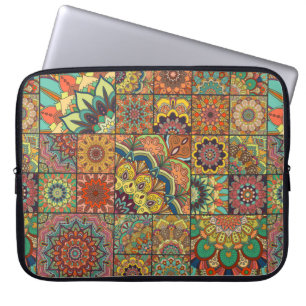 Boho-plattan och sömlös mönster. Färgplåster Laptop Fodral