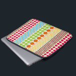Boho pricker elektronik hänger lös laptop fodral<br><div class="desc">En elektronik hänger lös att presentera ror av polka dots i olikt storleksanpassar,  och den inspirerade bohoen skuggar av rosor,  blått,  grönt,  orangen,  gult och burgundy.</div>