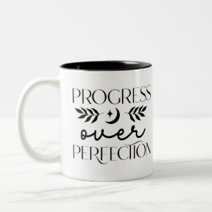 Boho Progress over Perfection Yoga Två-Tonad Mugg
