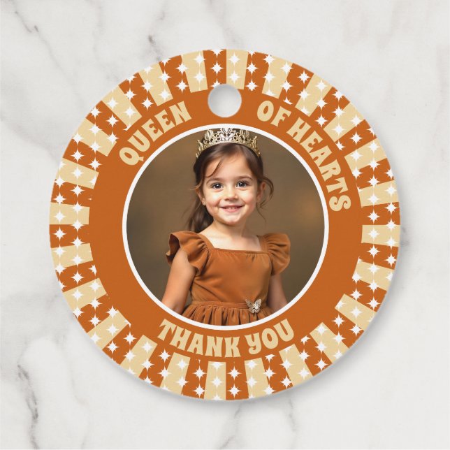 Boho Queen of Hearts Födelsedagsfest Photo Gåvor Etiketter (Baksida)