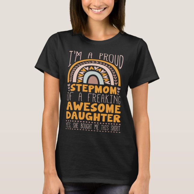 Boho Rainbow A Proud Step Mom Of Awesome Daughter T Shirt (Framsida)
