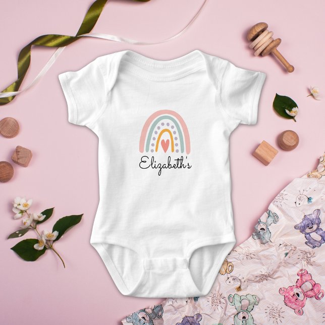 Boho Rainbow Baby Girl | Pastel Minimalist Baby  T Shirt (Skapare uppladdad)