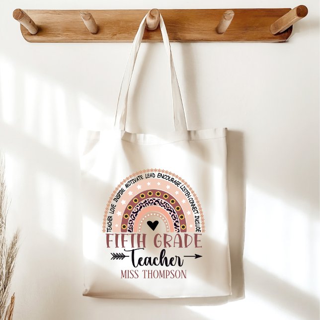 Boho Rainbow  – Perfect Teacher Gift for 5th Grade Tygkasse (Skapare uppladdad)