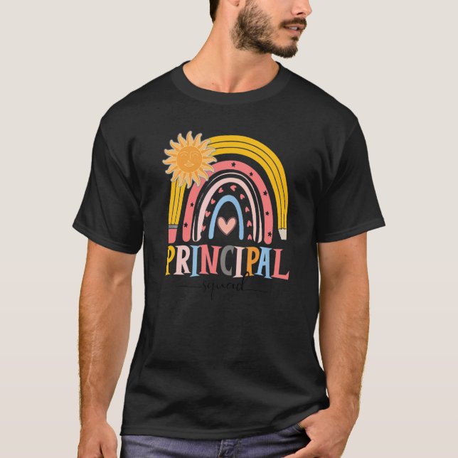 Boho Rainbow Principal Squad Första skoldagen T Shirt (Framsida)
