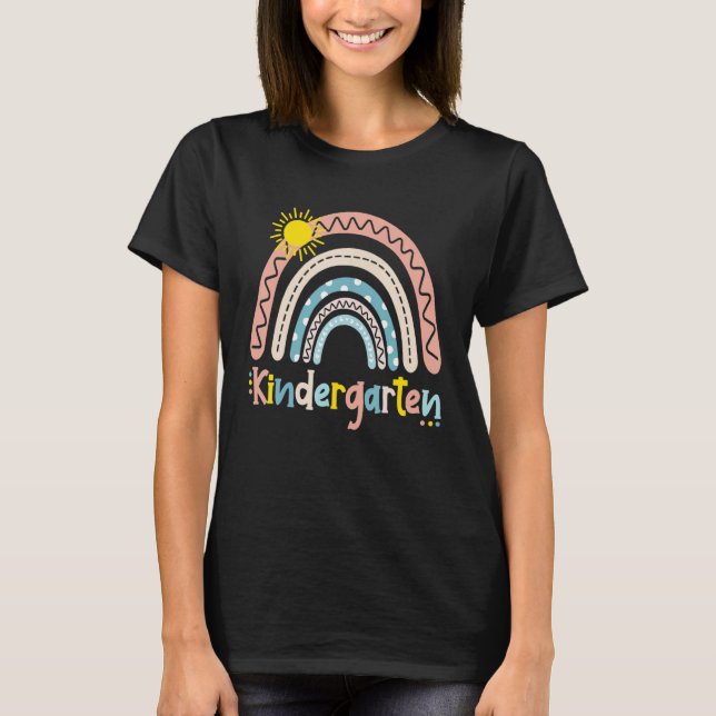 Boho Rainbow Sunshine Kindergarten Kids Teacher T Shirt (Framsida)