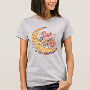 Boho Retro Flowers Måne Summer Vibe tar ett ögonbl T Shirt