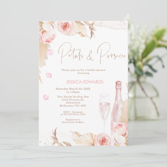Boho Rosa Blommigt Petals Prosecco Möhippa Inbjudningar (Stående Fram)