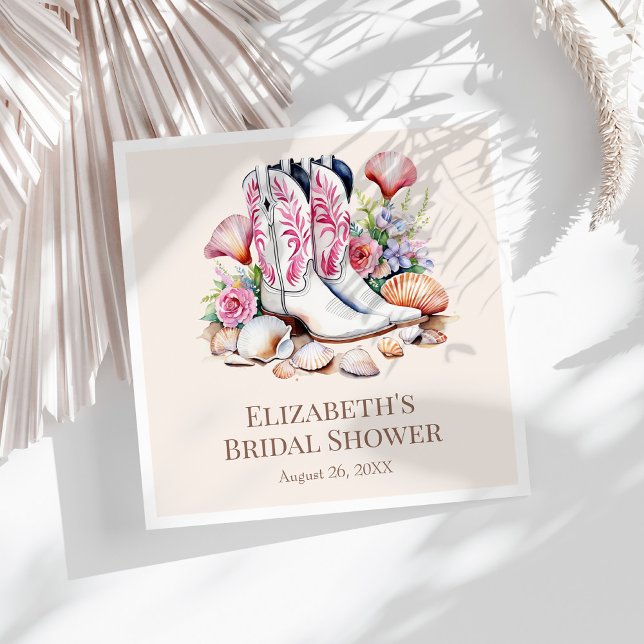 Boho Rosa Coastal Cowgirl Stövlar Bröllopsfest Pappersservett (Boho Pink Coastal Cowgirl Boots Bridal Shower Napkins on a sunny white table.)