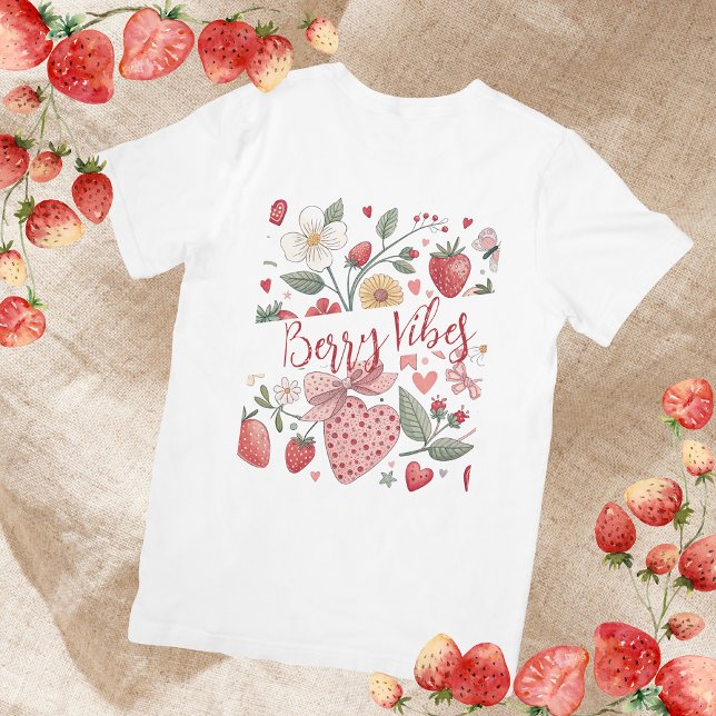 Boho Strawberry Vibes Coquette Blommigt Girly Rosa T Shirt (Skapare uppladdad)