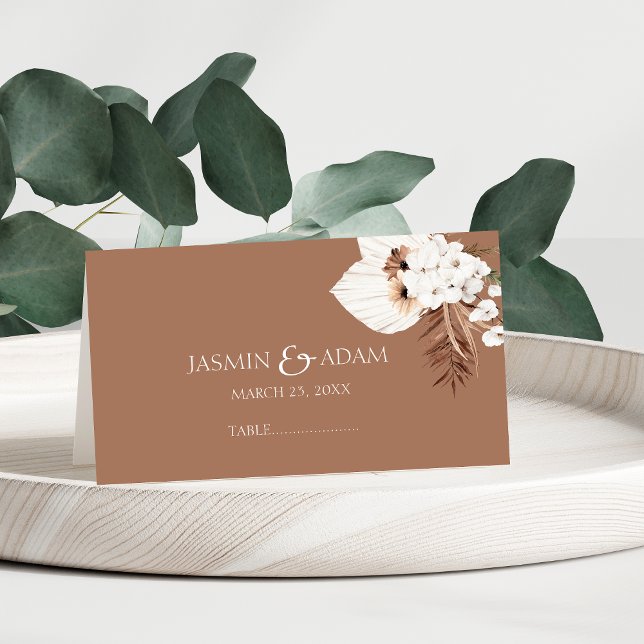 Boho Terracotta Brown Pampas Grass Blommigt Bröllo Placeringskort (Boho Terracotta Brown Pampas Grass Floral Wedding Place Card)