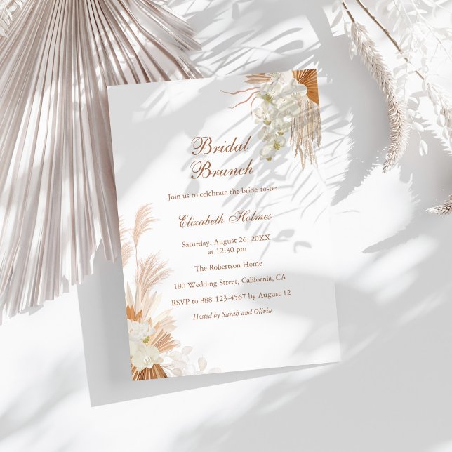 Boho Terracotta Pampas Grass Orchid Möhippa Brunch Inbjudningar (Boho Terracotta Pampas Grass Orchid Bridal Brunch Invitation on a sunny  boho white table.)