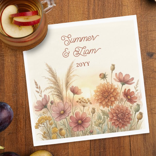 Boho Terrakotta Höstvildblomma Övningsmiddag Pappersservett (Bride and Groom napkins designed with fall meadow wildflowers by Darling & May)