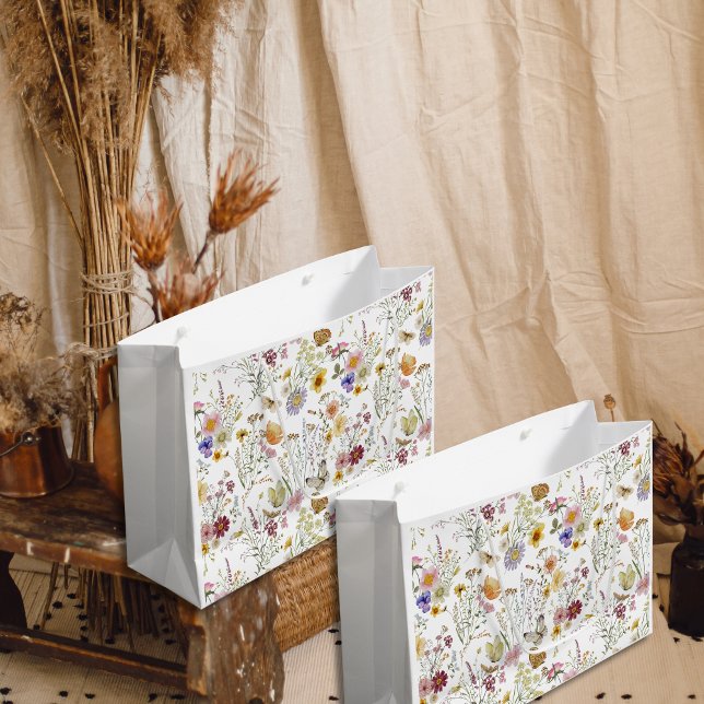 Boho vild blomsterfloral (Skapare uppladdad)