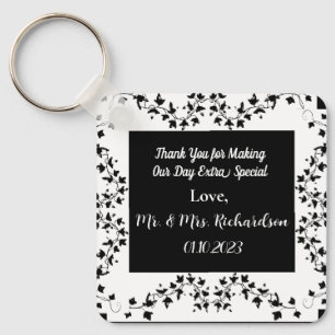 Boho Whimsical Botanical WedFavor Keychain Nyckelring