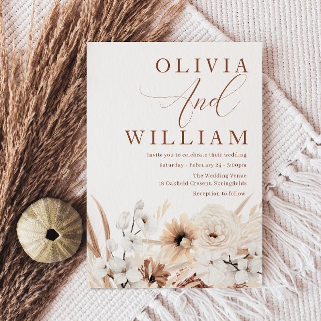 Boho White Blommigt Arrangemang Modern Bröllop Inbjudningar (Skapare uppladdad)