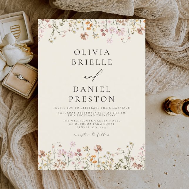 Boho WildblomBeige Garden Wedding Inbjudningar (Skapare uppladdad)