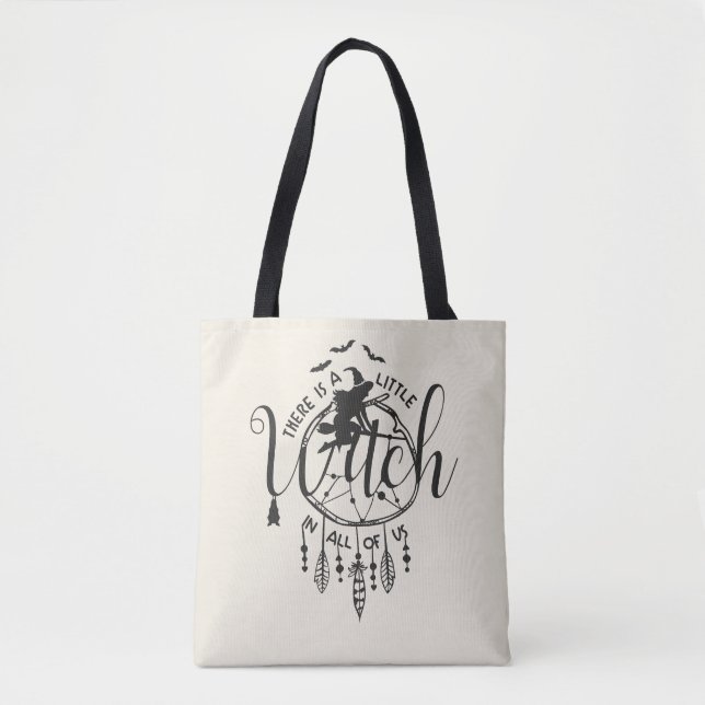 Boho Witch Vibes Tote - Lilla Witch i oss Tygkasse (Framsida)