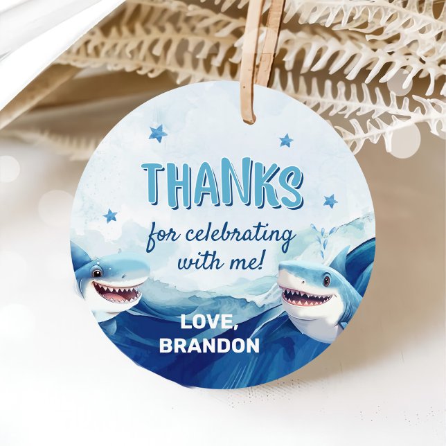 Bojar under havshajen 5:e födelsedagen gåvor etiketter (Skapare uppladdad)