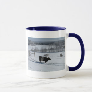 Böjd Galloway Cow i ett vackert liggande Mugg